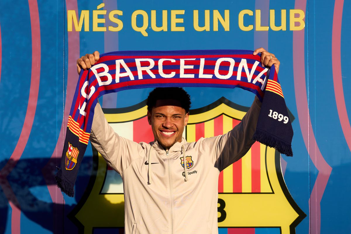 Vitor Roque vows to 'learn as much as possible' and score goals at Barcelona - Barca Blaugranes