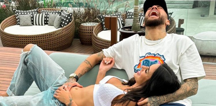 Neymar avec deux femmes, Bruna Biancardi affligée